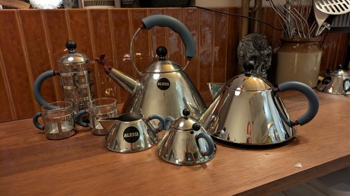 Alessi michael graves piece - alessi,